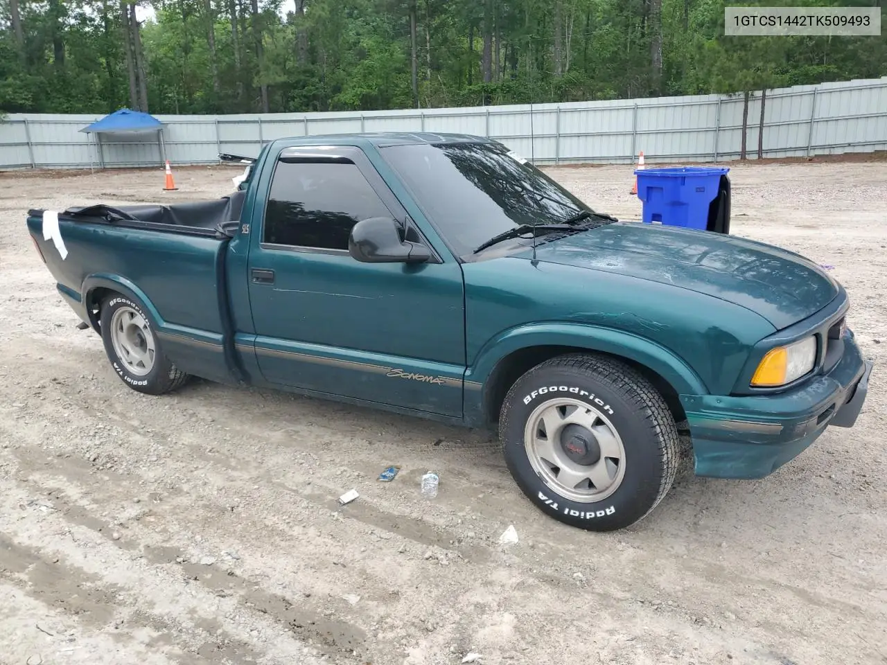 1996 GMC Sonoma VIN: 1GTCS1442TK509493 Lot: 57293575