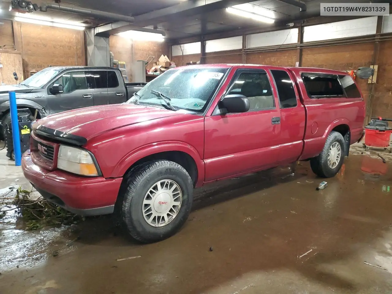 2000 GMC Sonoma VIN: 1GTDT19W4Y8231339 Lot: 58371455