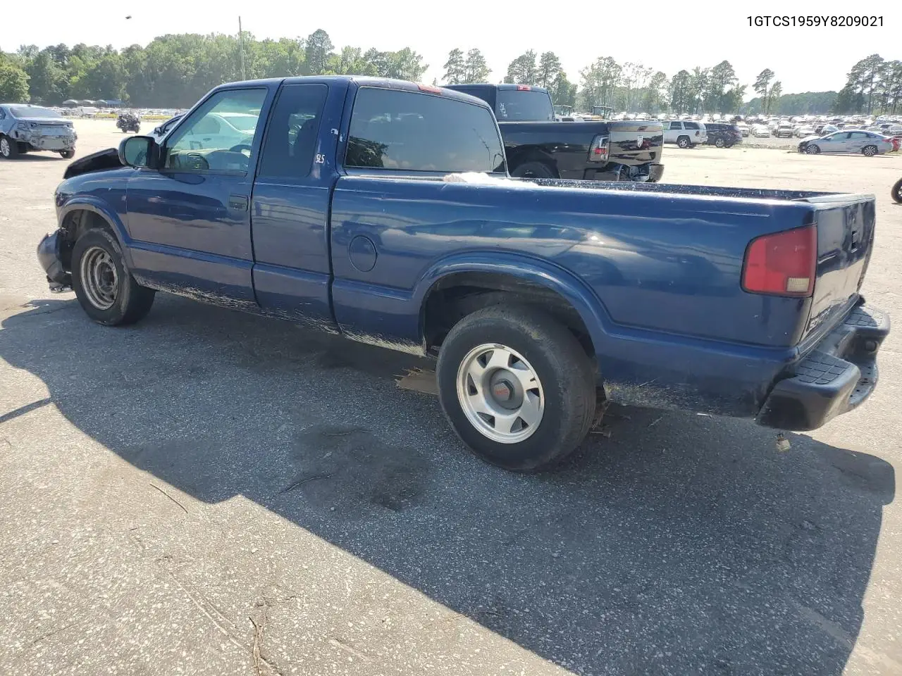 2000 GMC Sonoma VIN: 1GTCS1959Y8209021 Lot: 61758175