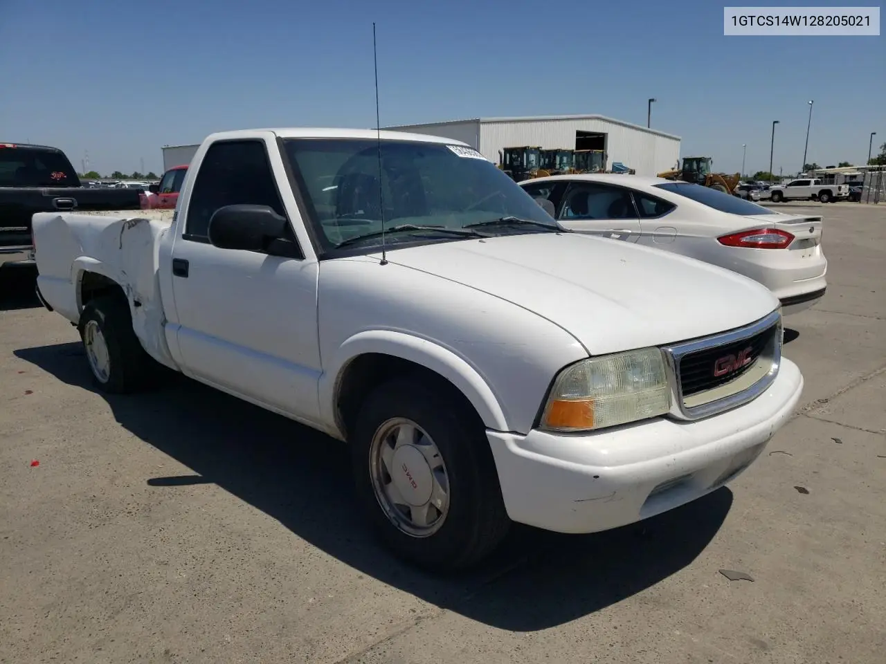 2002 GMC Sonoma VIN: 1GTCS14W128205021 Lot: 56436585