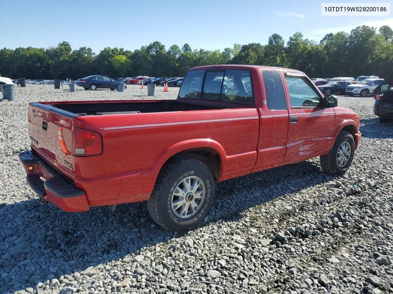 2002 GMC Sonoma VIN: 1GTDT19W528200186 Lot: 61394525