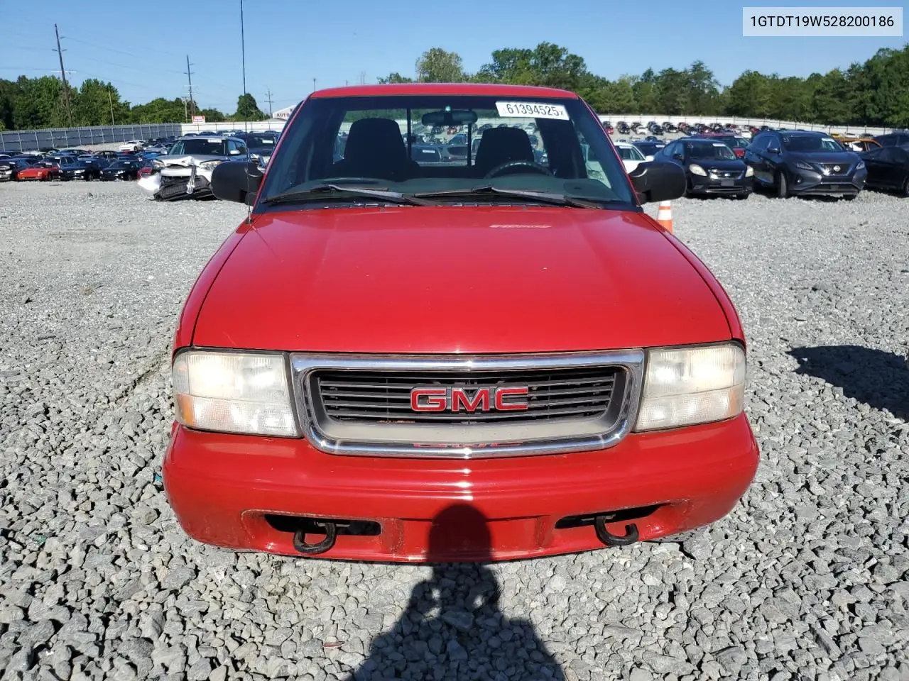 2002 GMC Sonoma VIN: 1GTDT19W528200186 Lot: 61394525