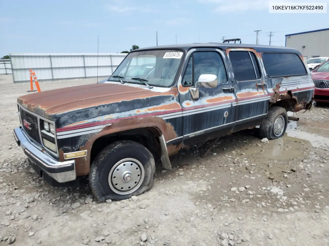 1989 GMC Suburban V15 Conventional VIN: 1GKEV16K7KF522490 Lot: 63555475
