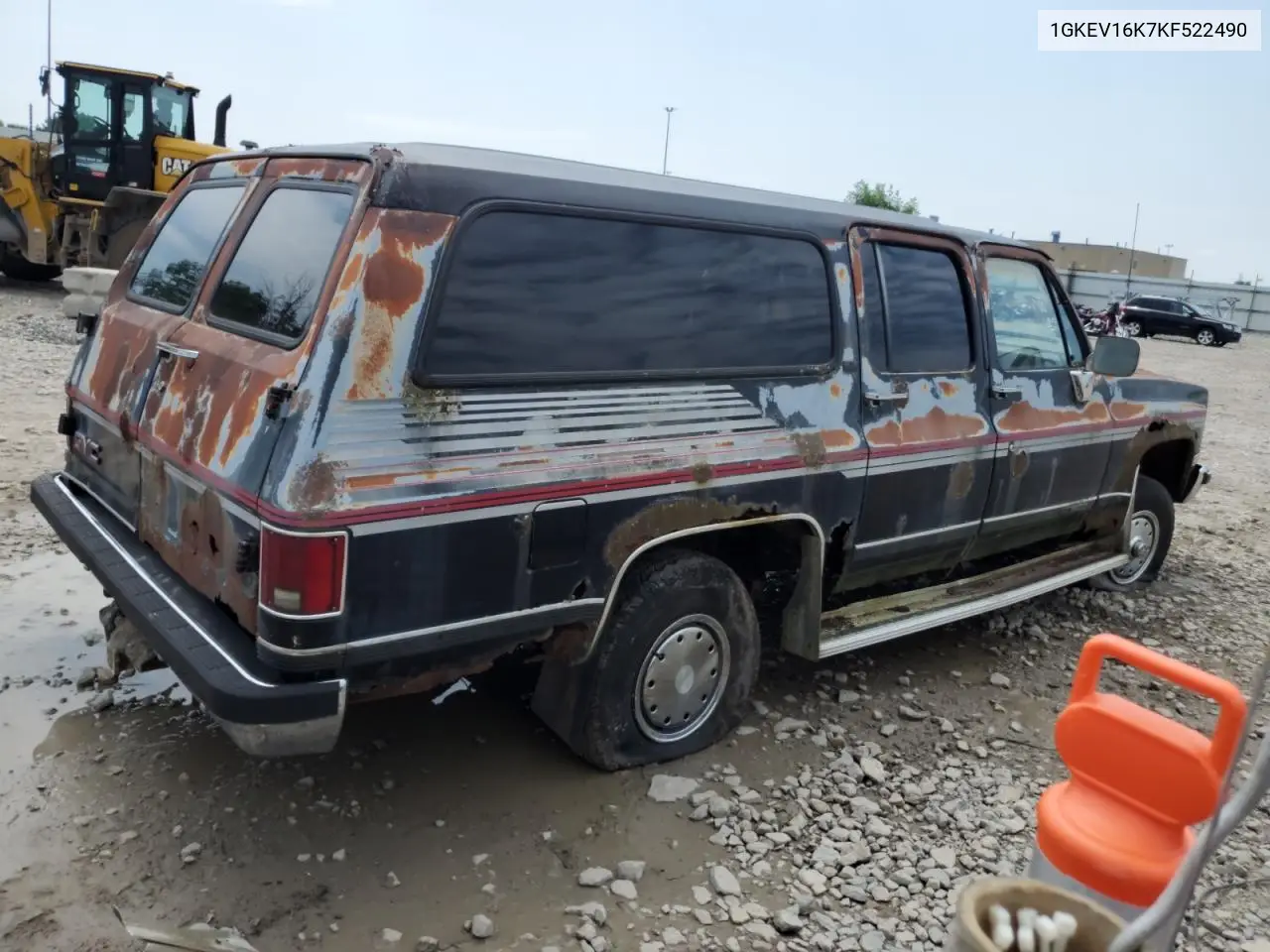 1989 GMC Suburban V15 Conventional VIN: 1GKEV16K7KF522490 Lot: 63555475