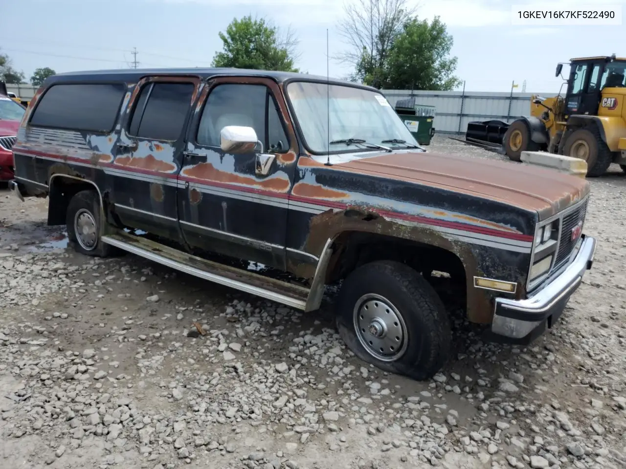 1989 GMC Suburban V15 Conventional VIN: 1GKEV16K7KF522490 Lot: 63555475