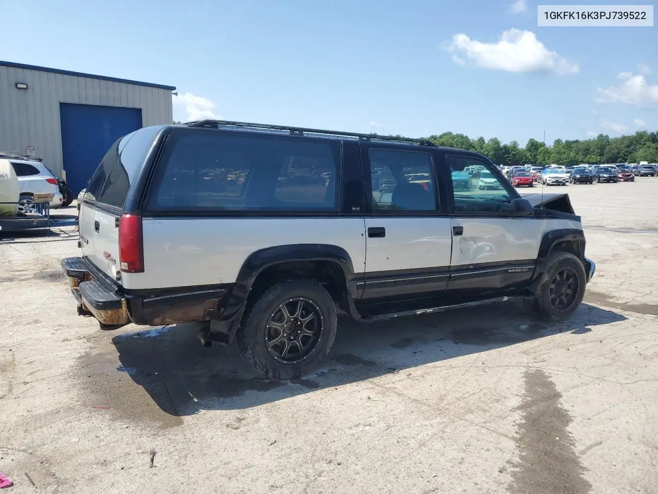 1993 GMC Suburban K1500 VIN: 1GKFK16K3PJ739522 Lot: 61732115