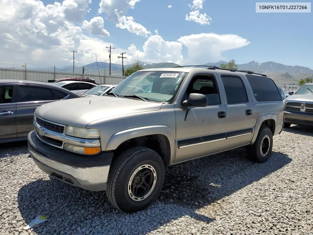 2001 Chevrolet Suburban K1500 VIN: 1GNFK16T01J227266 Lot: 58265675