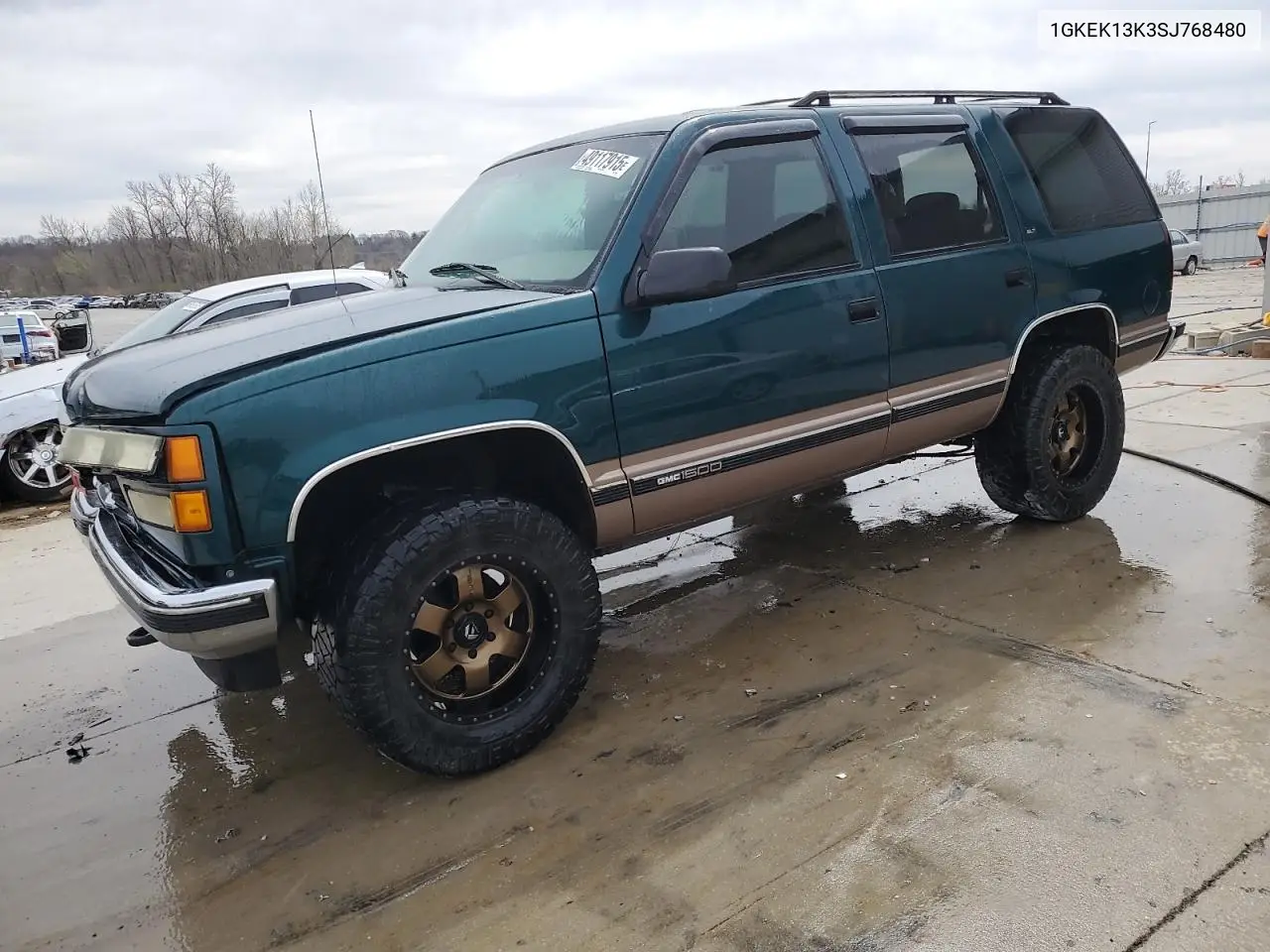 1995 GMC Yukon VIN: 1GKEK13K3SJ768480 Lot: 49117915