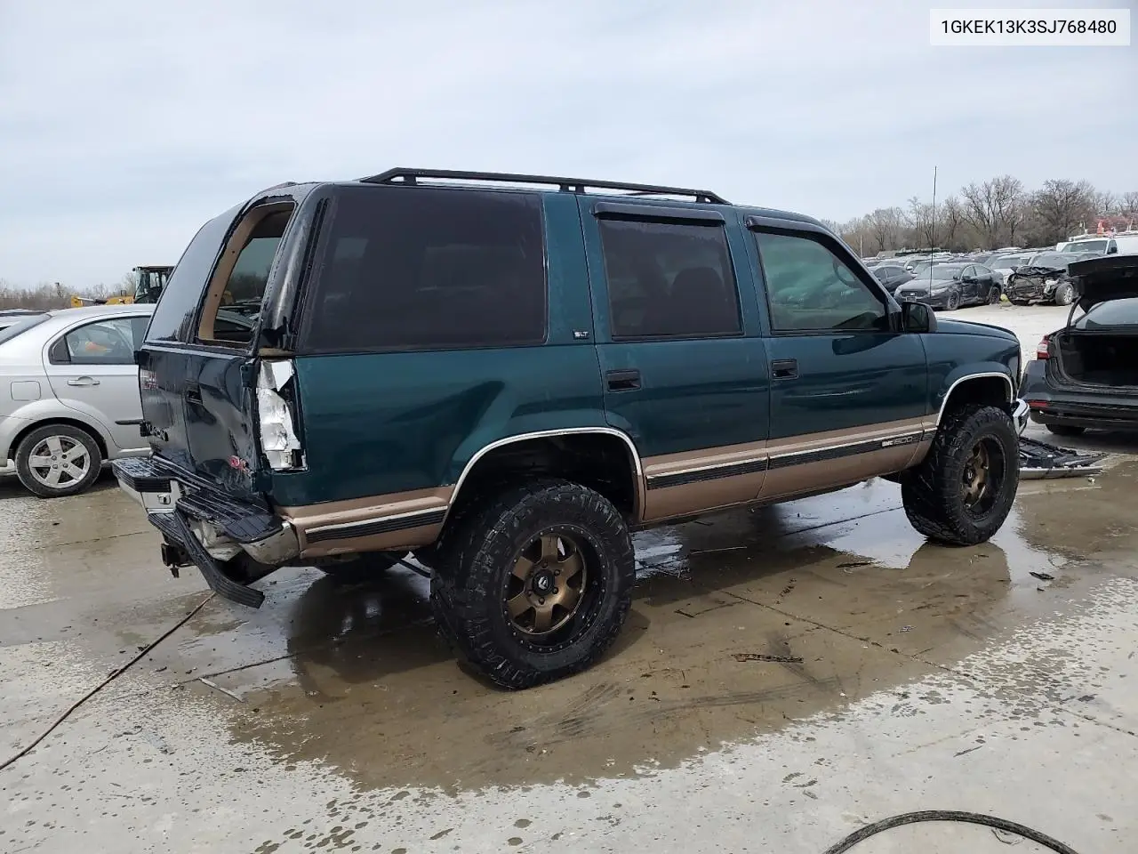 1995 GMC Yukon VIN: 1GKEK13K3SJ768480 Lot: 49117915