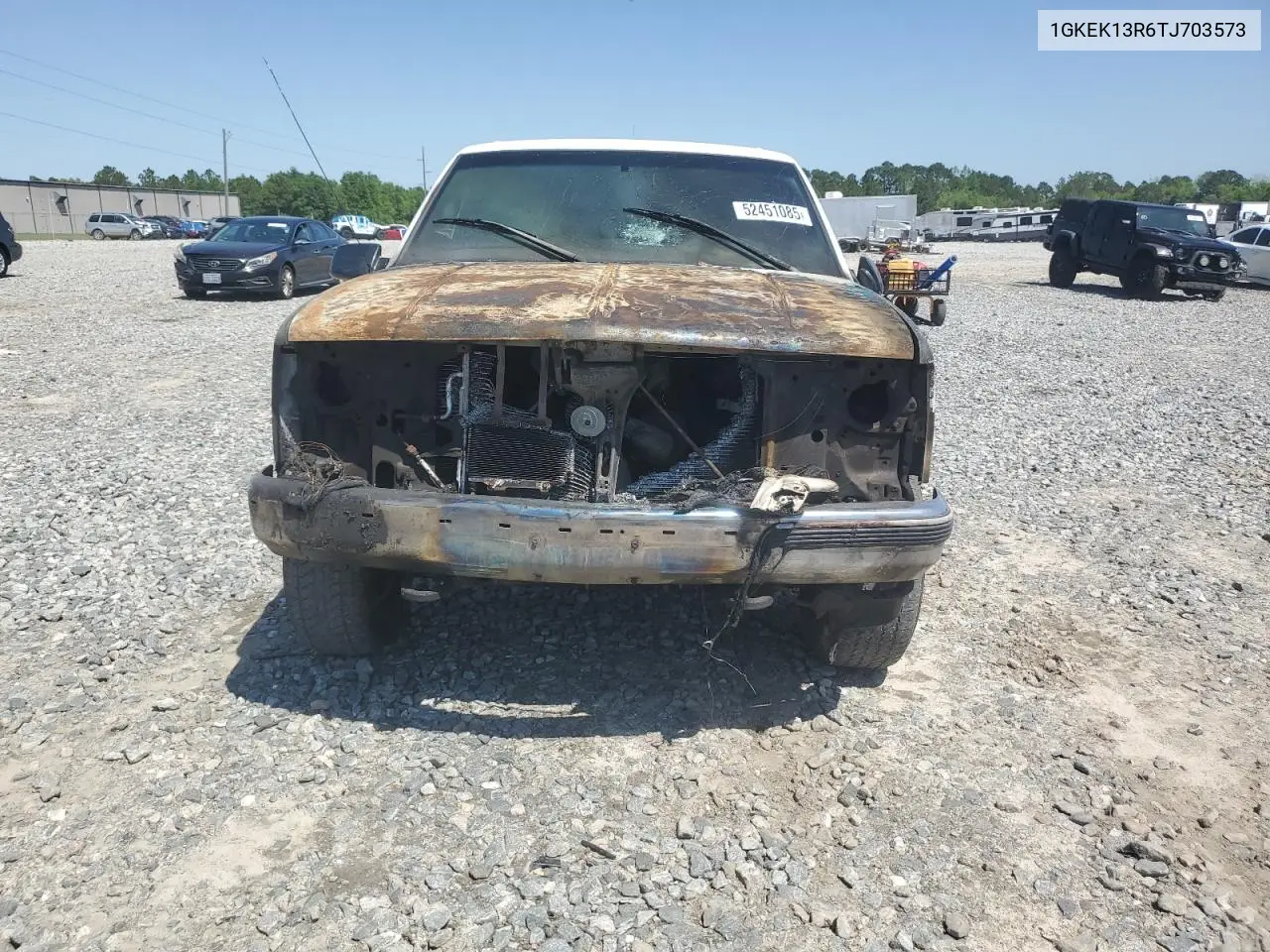 1996 GMC Yukon VIN: 1GKEK13R6TJ703573 Lot: 52451085