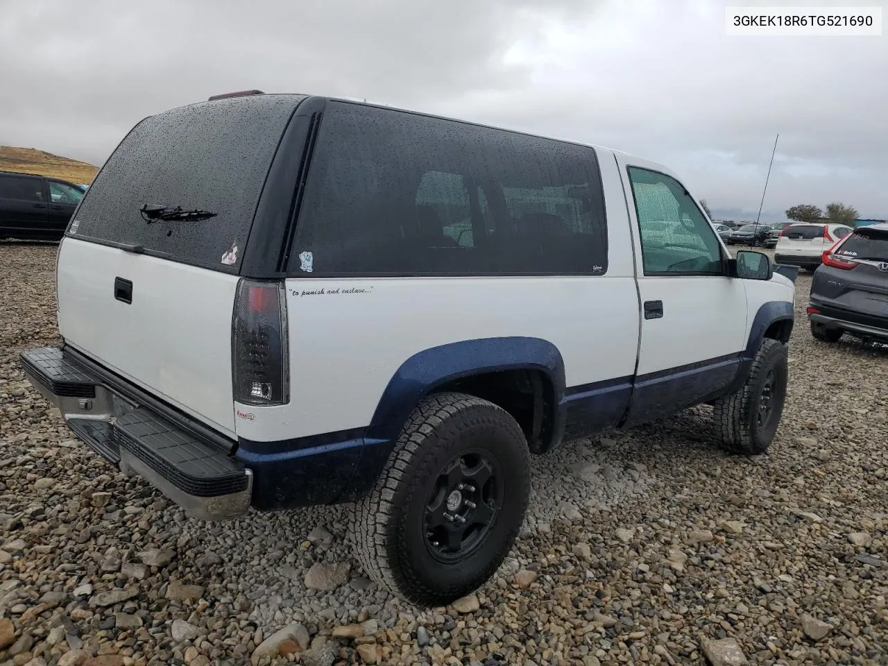 1996 GMC Yukon VIN: 3GKEK18R6TG521690 Lot: 76060364