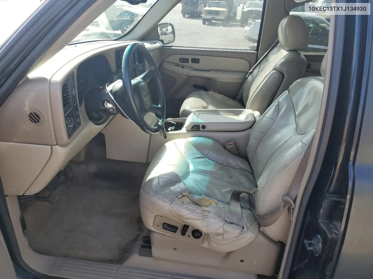 2001 GMC Yukon VIN: 1GKEC13TX1J134930 Lot: 56724775