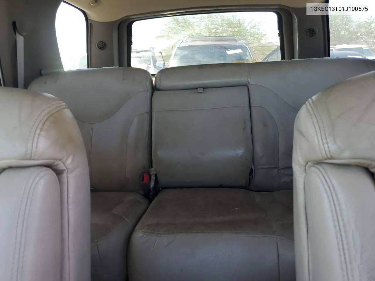 2001 GMC Yukon VIN: 1GKEC13T01J100575 Lot: 62694545