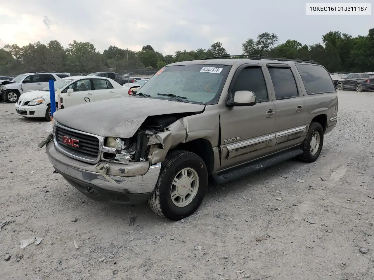 2001 GMC Yukon Xl C1500 VIN: 1GKEC16T01J311187 Lot: 62807815