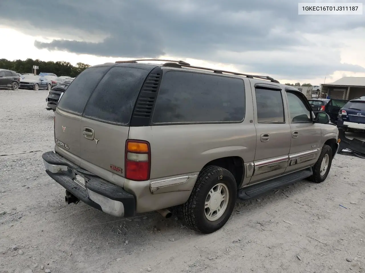 2001 GMC Yukon Xl C1500 VIN: 1GKEC16T01J311187 Lot: 62807815