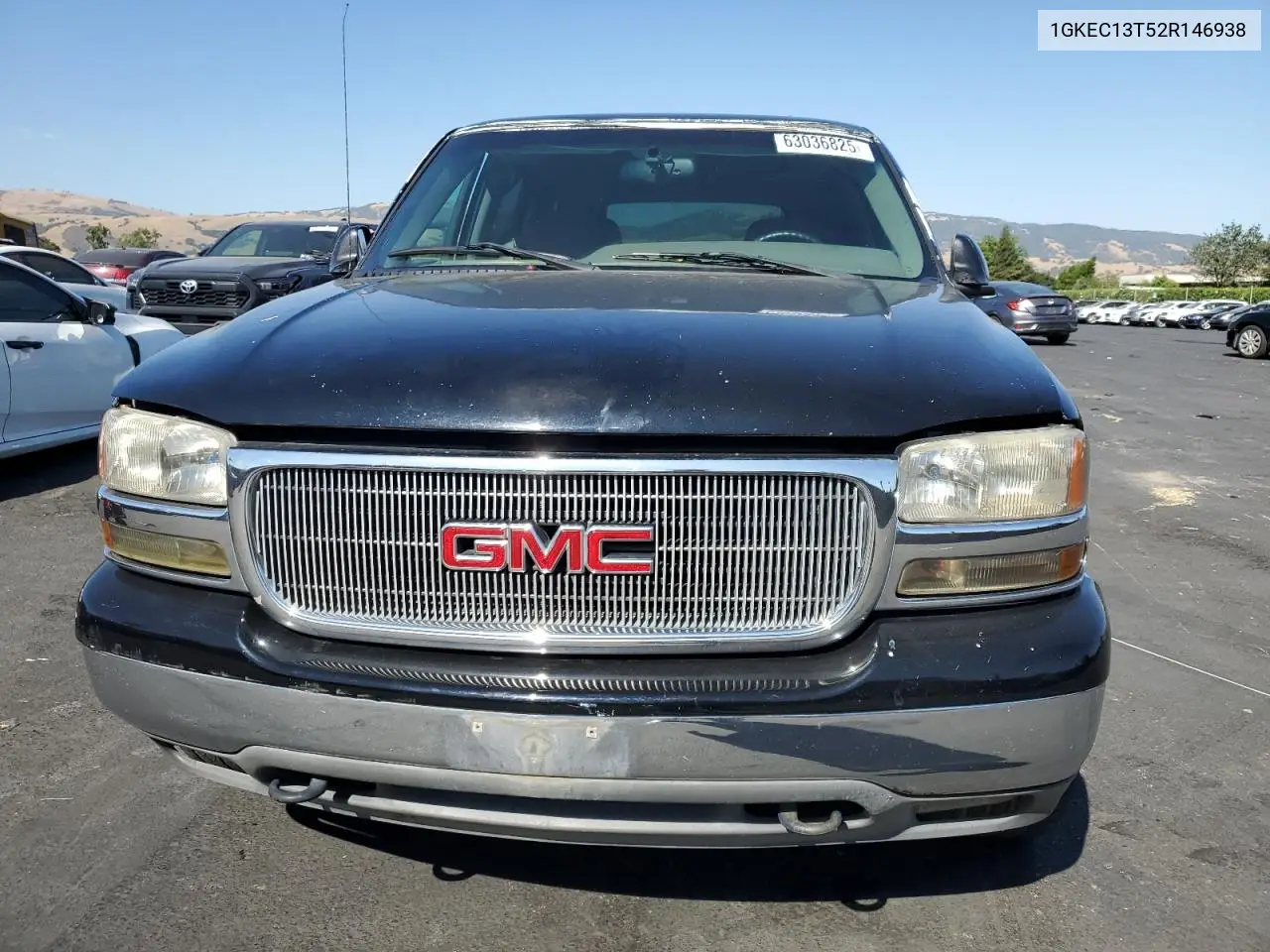 2002 GMC Yukon VIN: 1GKEC13T52R146938 Lot: 63036825