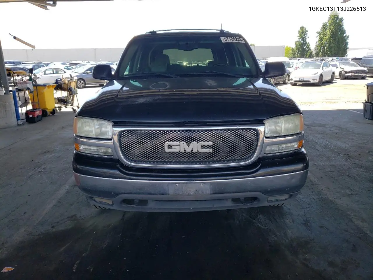 2003 GMC Yukon VIN: 1GKEC13T13J226513 Lot: 57104285