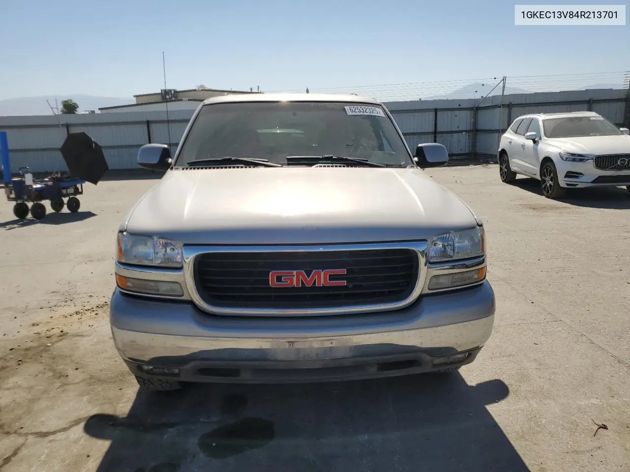 2004 GMC Yukon VIN: 1GKEC13V84R213701 Lot: 62532325