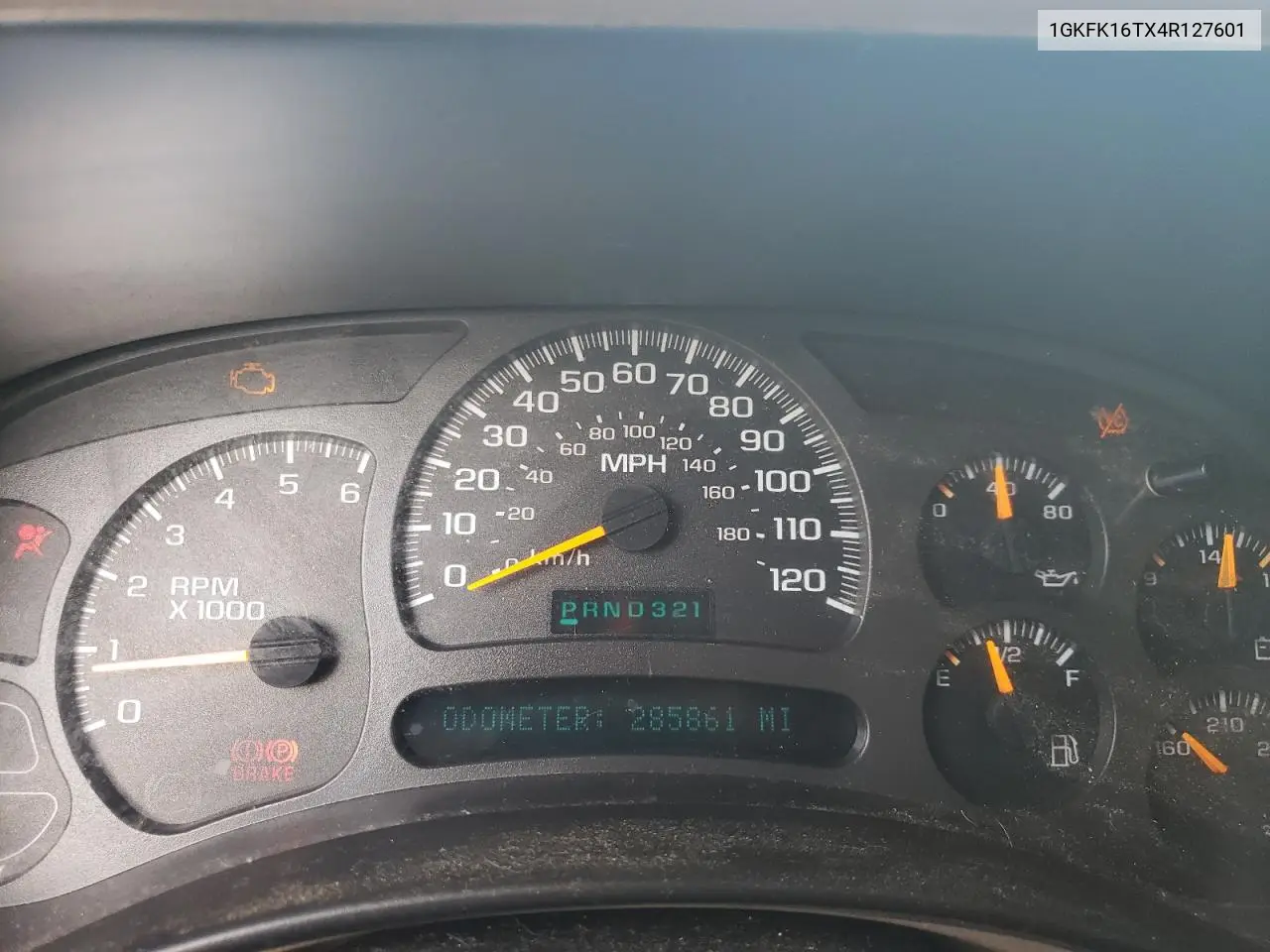 2004 GMC Yukon Xl K1500 VIN: 1GKFK16TX4R127601 Lot: 63744215
