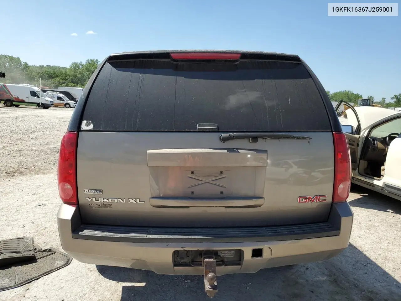 2007 GMC Yukon Xl K1500 VIN: 1GKFK16367J259001 Lot: 55866375