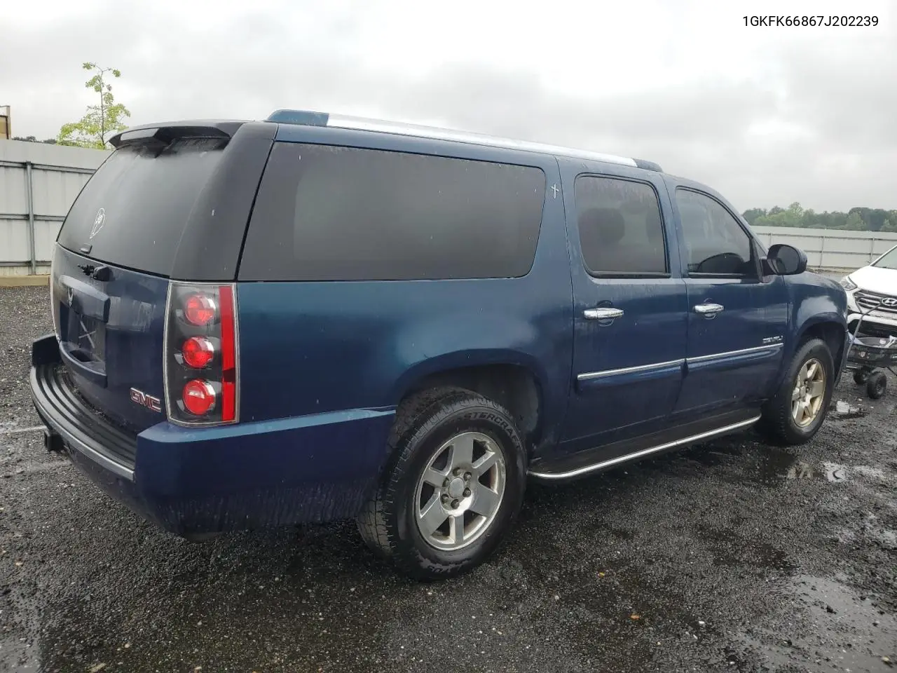 2007 GMC Yukon Xl Denali VIN: 1GKFK66867J202239 Lot: 61342015