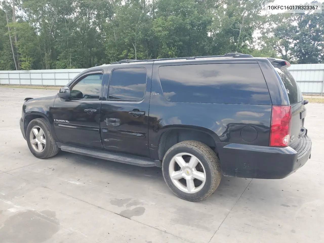 2007 GMC Yukon Xl C1500 VIN: 1GKFC16017R323367 Lot: 62348445