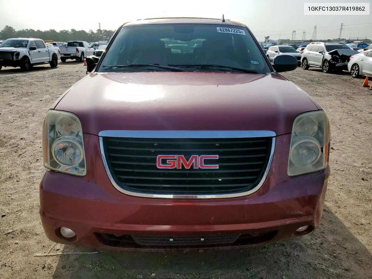 2007 GMC Yukon VIN: 1GKFC13037R419862 Lot: 62867225