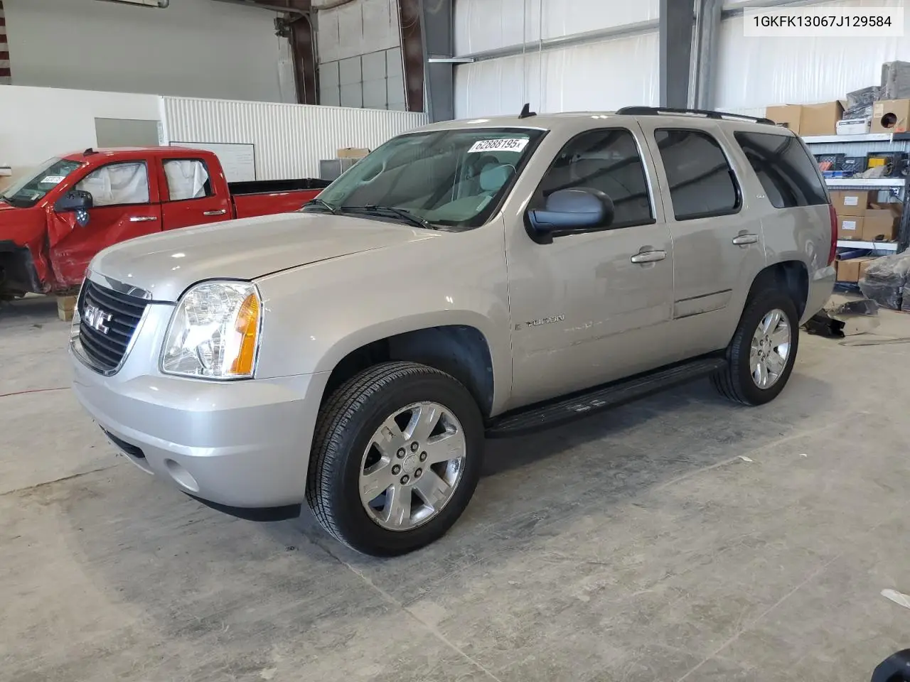 2007 GMC Yukon VIN: 1GKFK13067J129584 Lot: 62888195