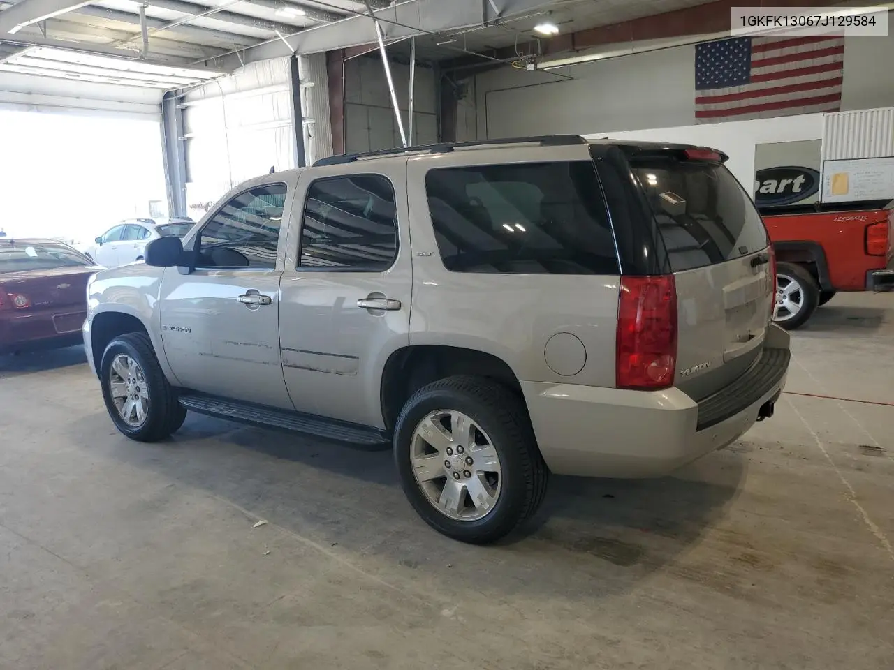 2007 GMC Yukon VIN: 1GKFK13067J129584 Lot: 62888195