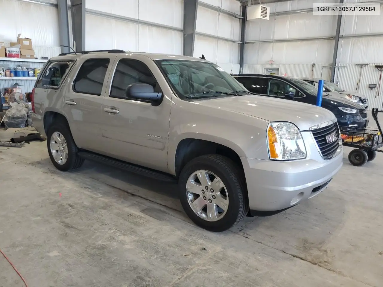 2007 GMC Yukon VIN: 1GKFK13067J129584 Lot: 62888195
