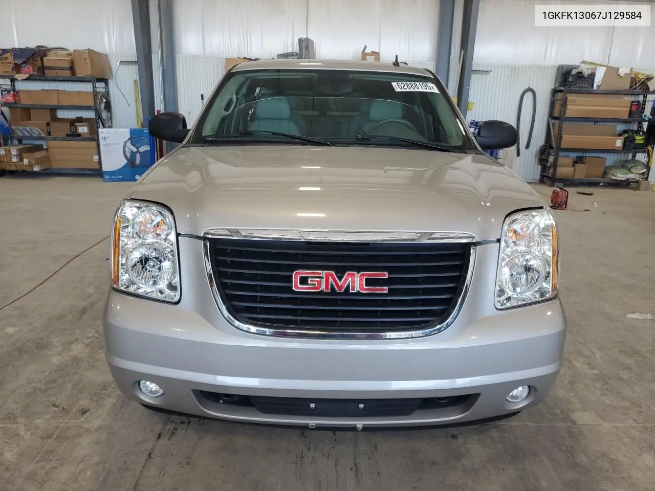 2007 GMC Yukon VIN: 1GKFK13067J129584 Lot: 62888195
