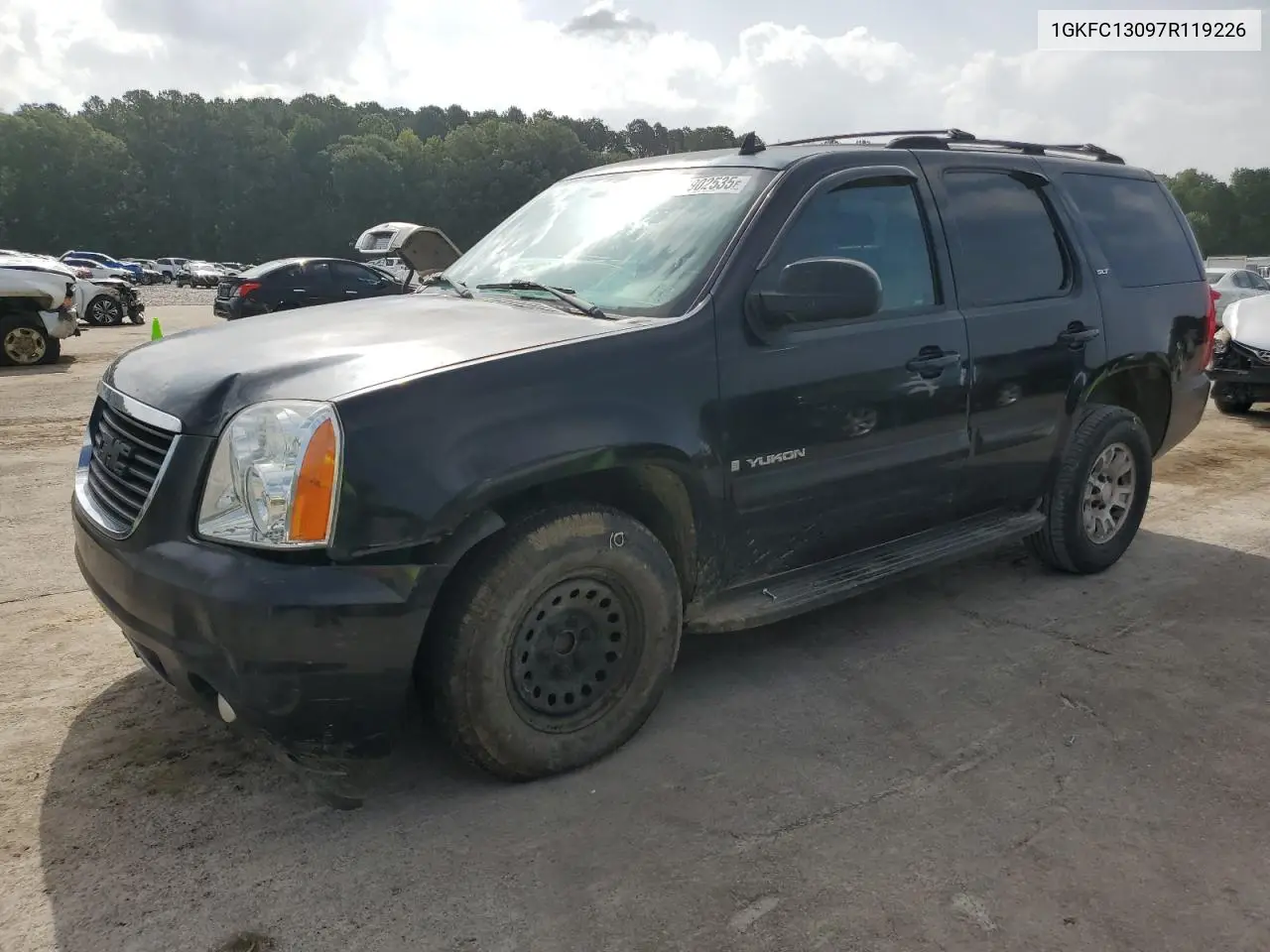 2007 GMC Yukon VIN: 1GKFC13097R119226 Lot: 62902535