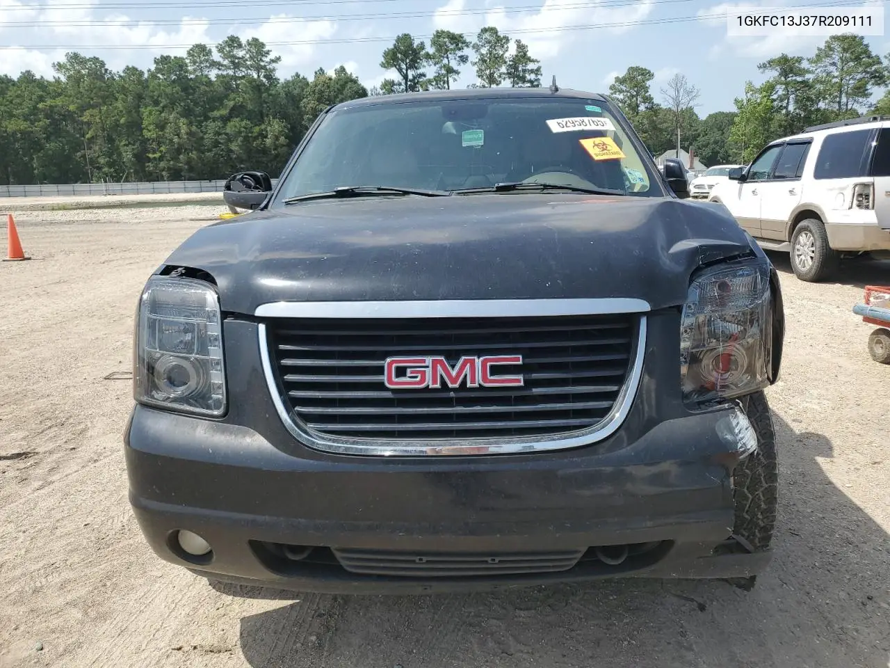 2007 GMC Yukon VIN: 1GKFC13J37R209111 Lot: 62958765
