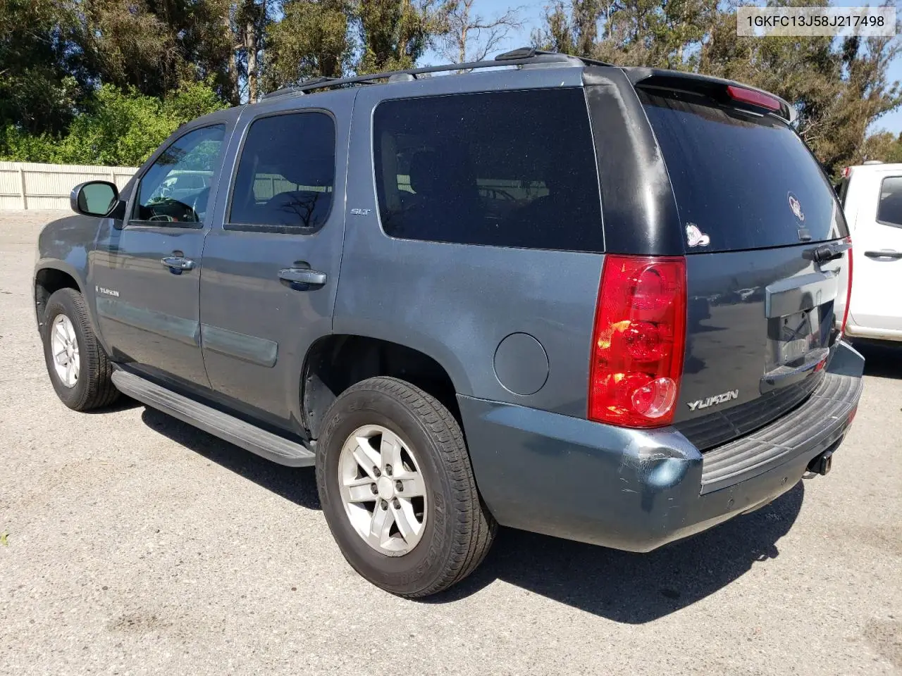 2008 GMC Yukon VIN: 1GKFC13J58J217498 Lot: 56647615