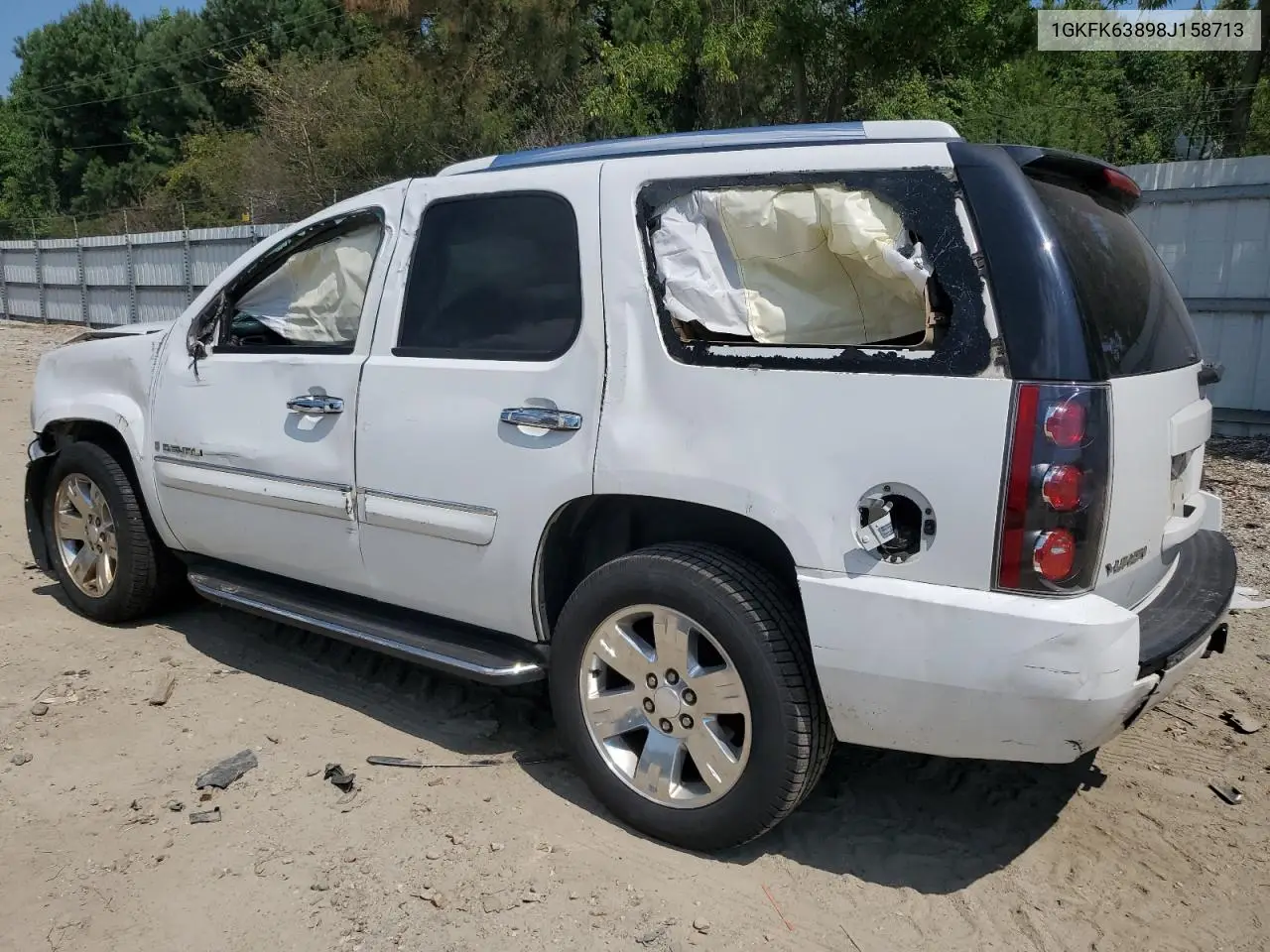 2008 GMC Yukon Denali VIN: 1GKFK63898J158713 Lot: 62161405