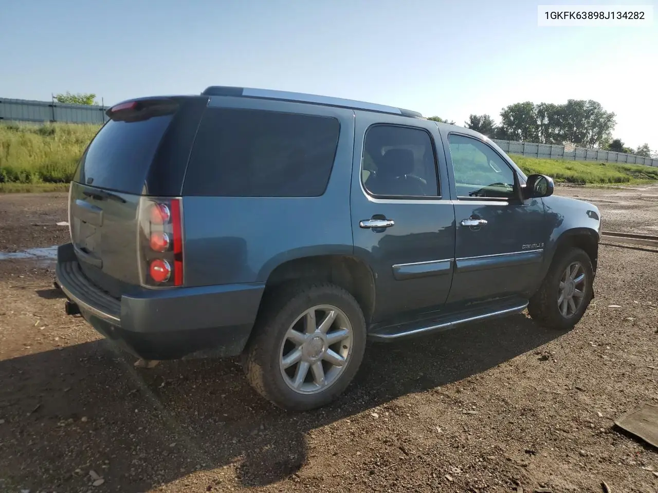 2008 GMC Yukon Denali VIN: 1GKFK63898J134282 Lot: 62314755