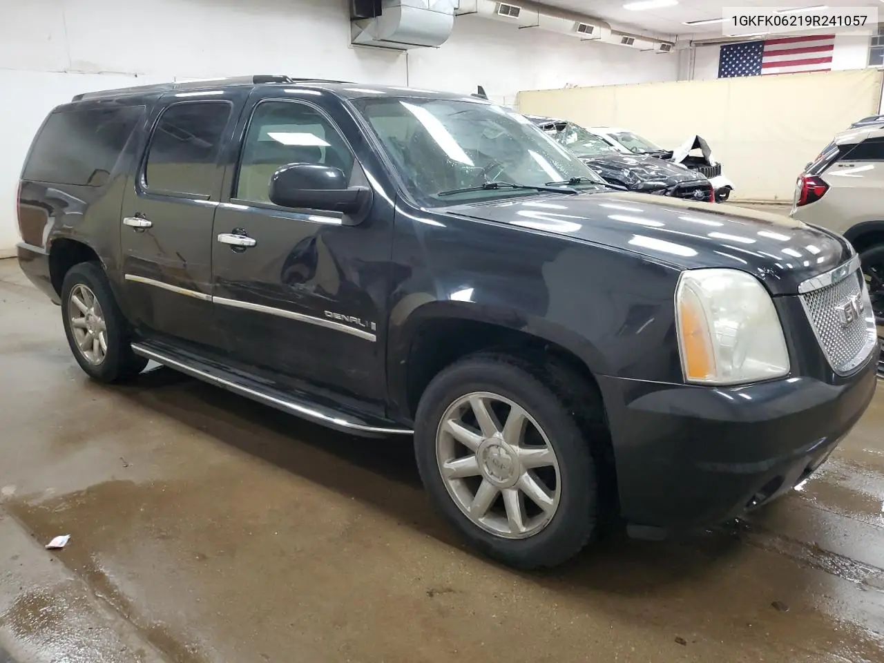 2009 GMC Yukon Xl Denali VIN: 1GKFK06219R241057 Lot: 60707885