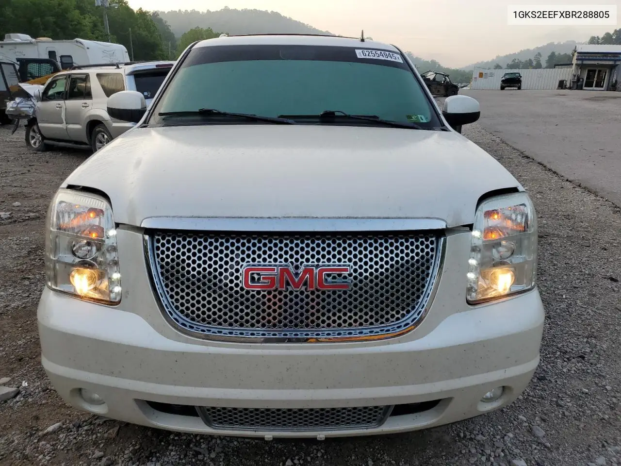 2011 GMC Yukon Denali VIN: 1GKS2EEFXBR288805 Lot: 62554945