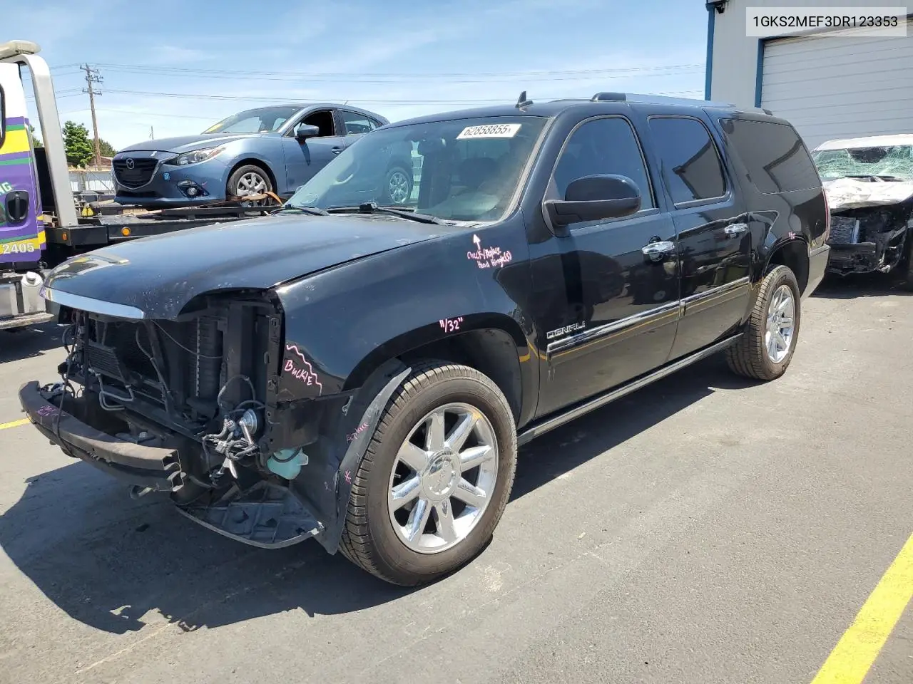 2013 GMC Yukon Xl Denali VIN: 1GKS2MEF3DR123353 Lot: 62858855