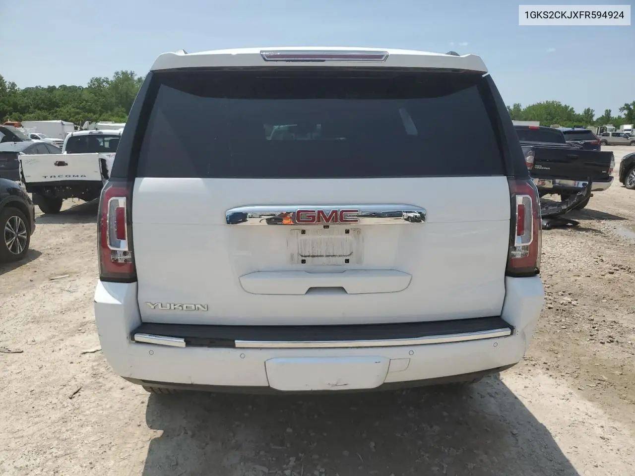 2015 GMC Yukon Denali VIN: 1GKS2CKJXFR594924 Lot: 58721665