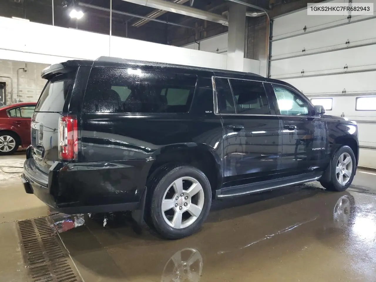 2015 GMC Yukon Xl K1500 Slt VIN: 1GKS2HKC7FR682943 Lot: 63123965