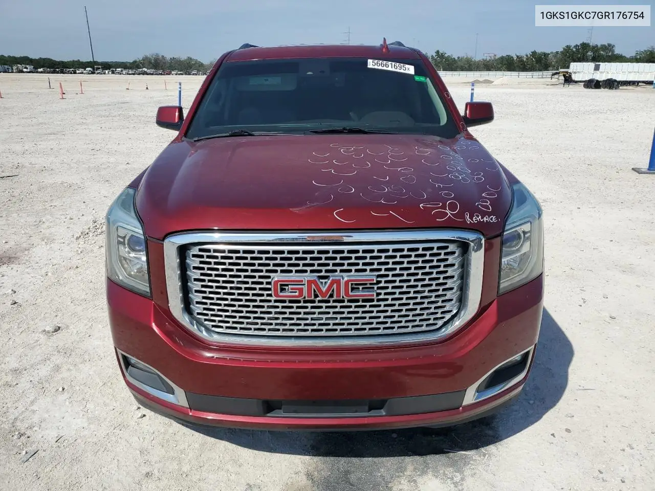 2016 GMC Yukon Xl C1500 Slt VIN: 1GKS1GKC7GR176754 Lot: 56661695