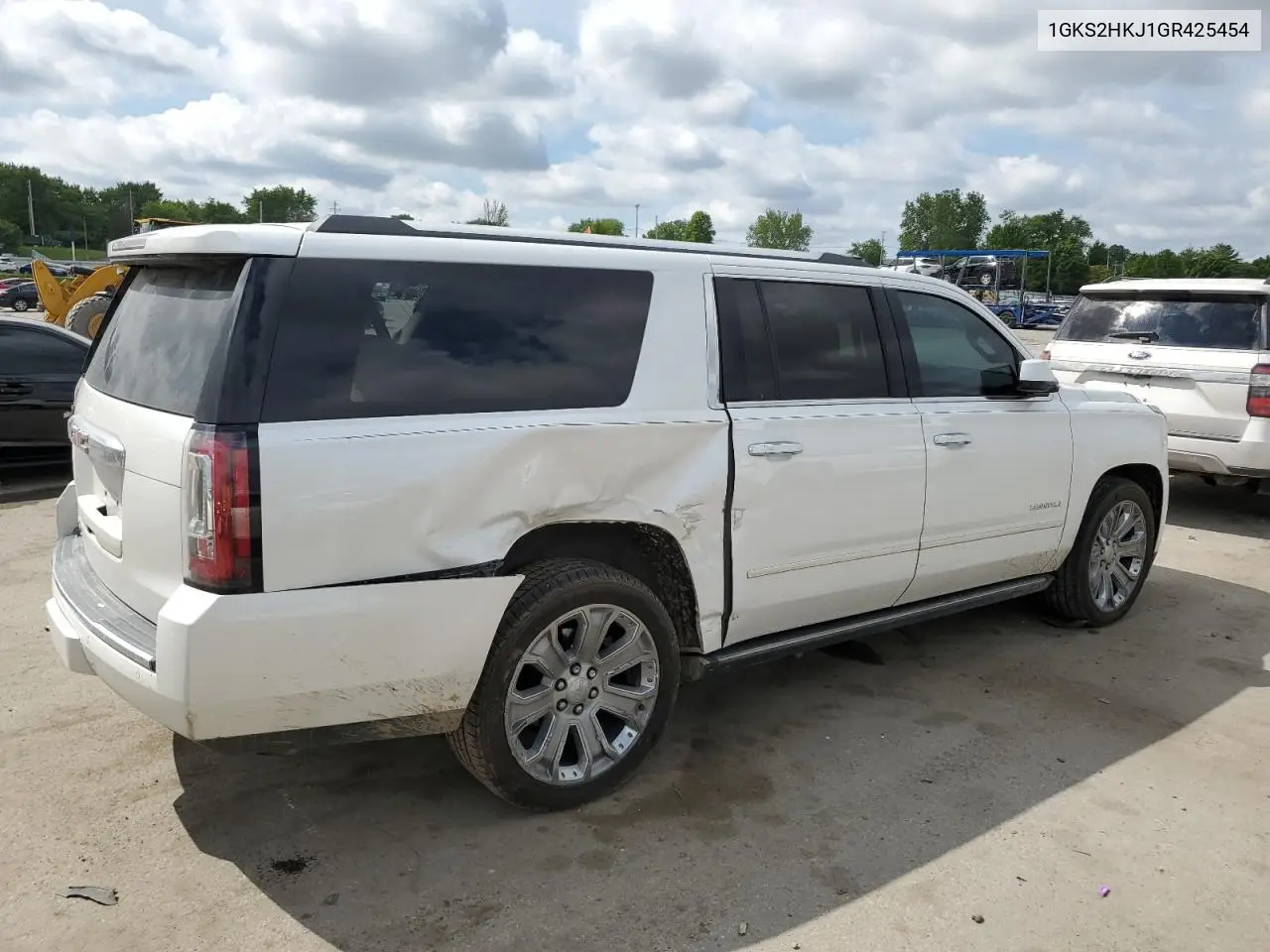 2016 GMC Yukon Xl Denali VIN: 1GKS2HKJ1GR425454 Lot: 58200935