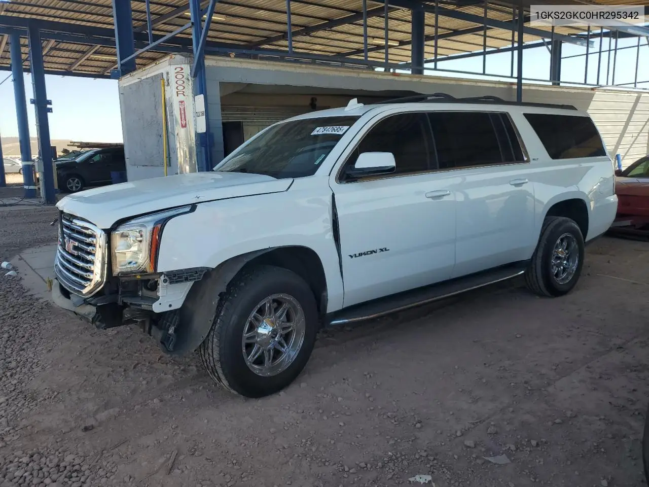 2017 GMC Yukon Xl K1500 Slt VIN: 1GKS2GKC0HR295342 Lot: 47842685