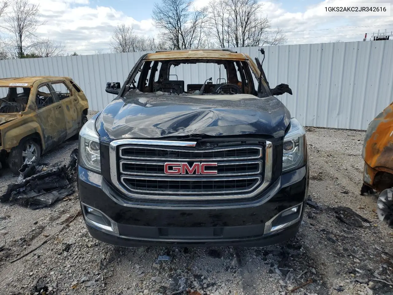 2018 GMC Yukon Sle VIN: 1GKS2AKC2JR342616 Lot: 51995665