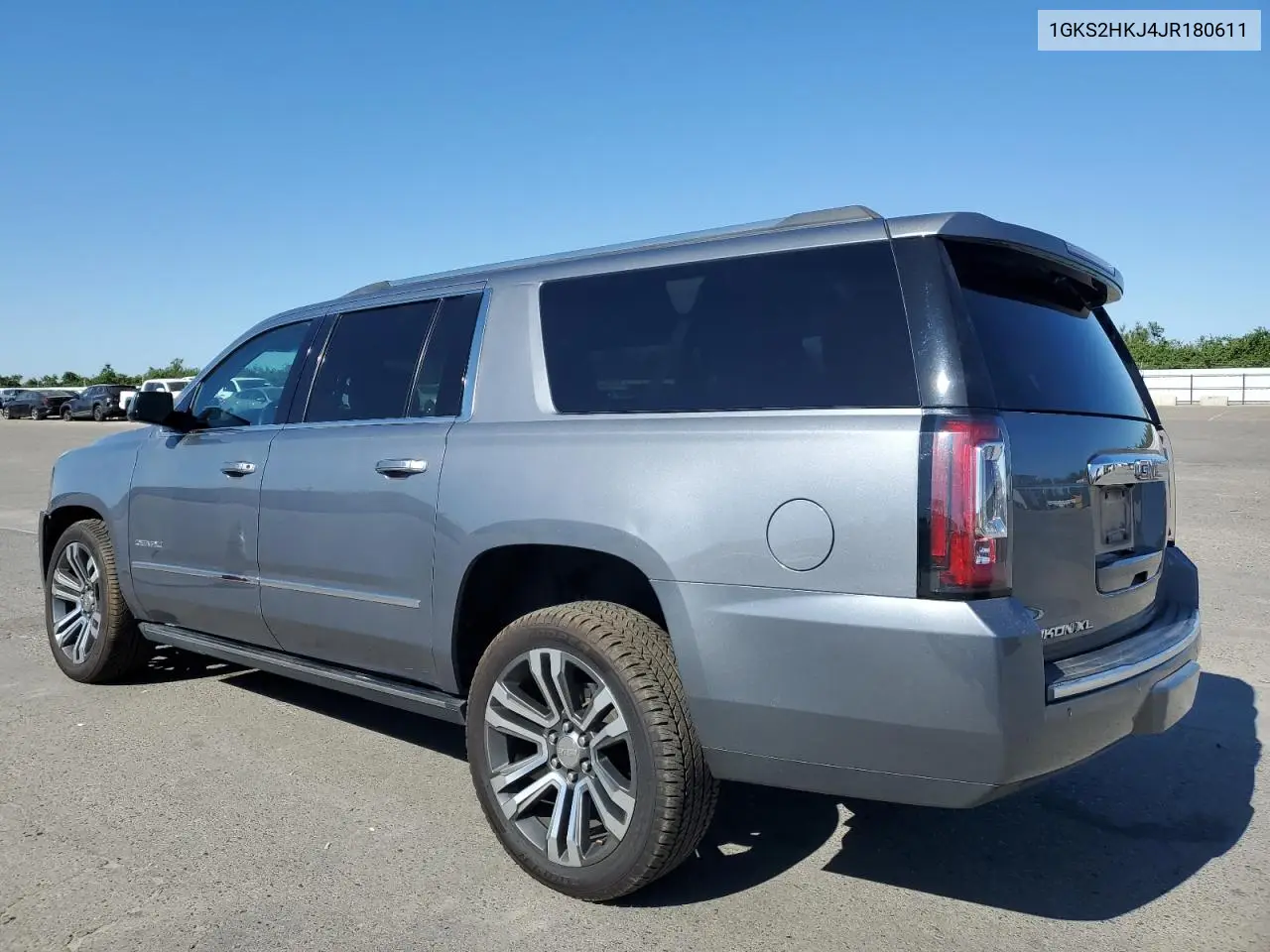 2018 GMC Yukon Xl Denali VIN: 1GKS2HKJ4JR180611 Lot: 56001535