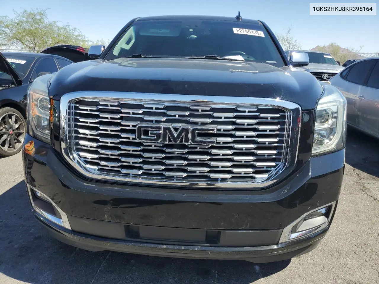 2019 GMC Yukon Xl Denali VIN: 1GKS2HKJ8KR398164 Lot: 62780135