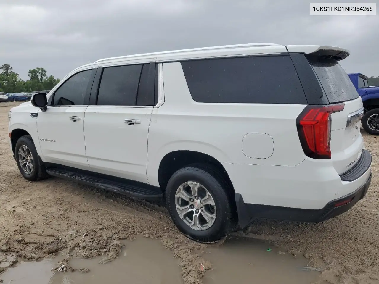 2022 GMC Yukon Xl C1500 Sle VIN: 1GKS1FKD1NR354268 Lot: 54938185