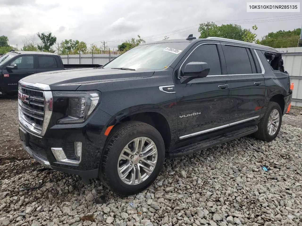 2022 GMC Yukon Xl C1500 Slt VIN: 1GKS1GKD1NR285135 Lot: 57865785
