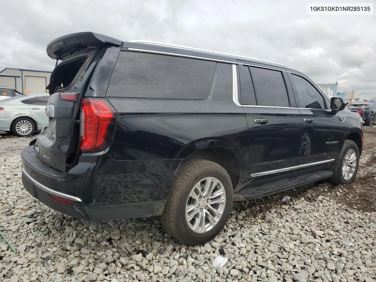 2022 GMC Yukon Xl C1500 Slt VIN: 1GKS1GKD1NR285135 Lot: 57865785